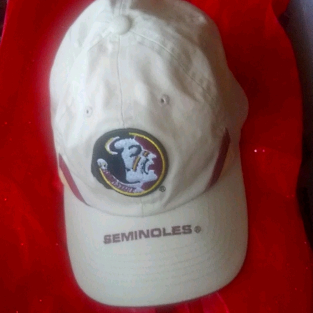Florida State Univ vintage Hat $28+free hat